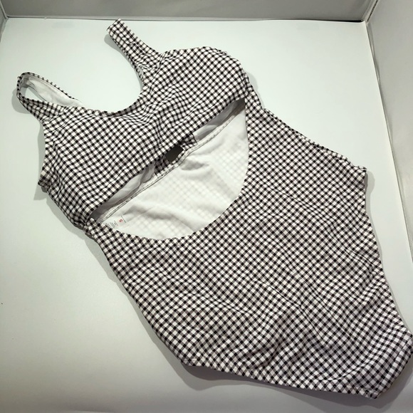 FLASH SALE☀️Sara One-Piece Swimsuit☀️ - Picture 7 of 8